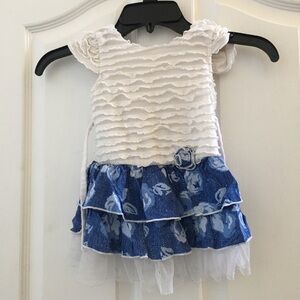 FINAL MARKDOWN Little girls youngland dress 2t